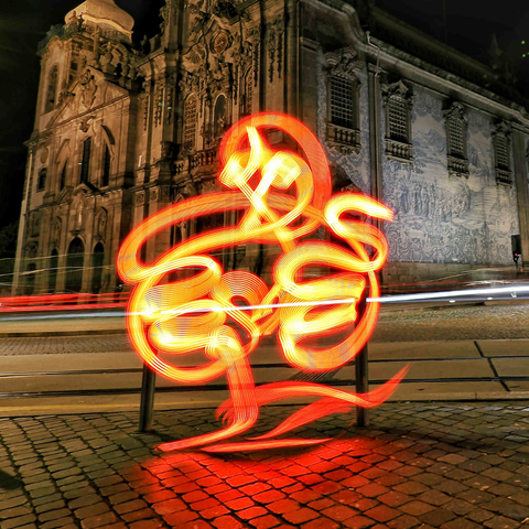 Mr. Heart - Porto - Light Painting Art- Artezaar.com Online Art Gallery